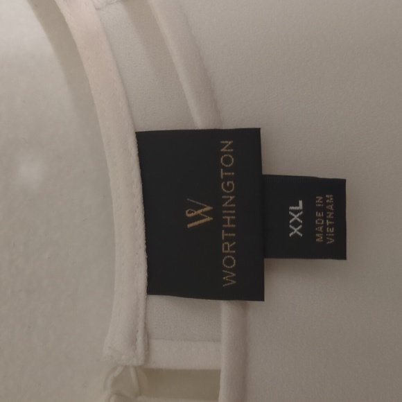 3/4 sleeve white with black pin stripe accents. - Picture 3 of 5